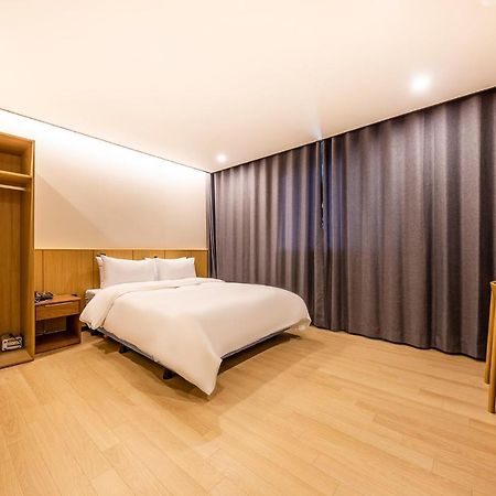Benikea Hotel Cheonan Exterior photo