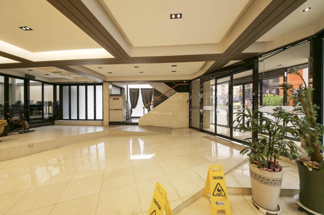 Benikea Hotel Cheonan Exterior photo