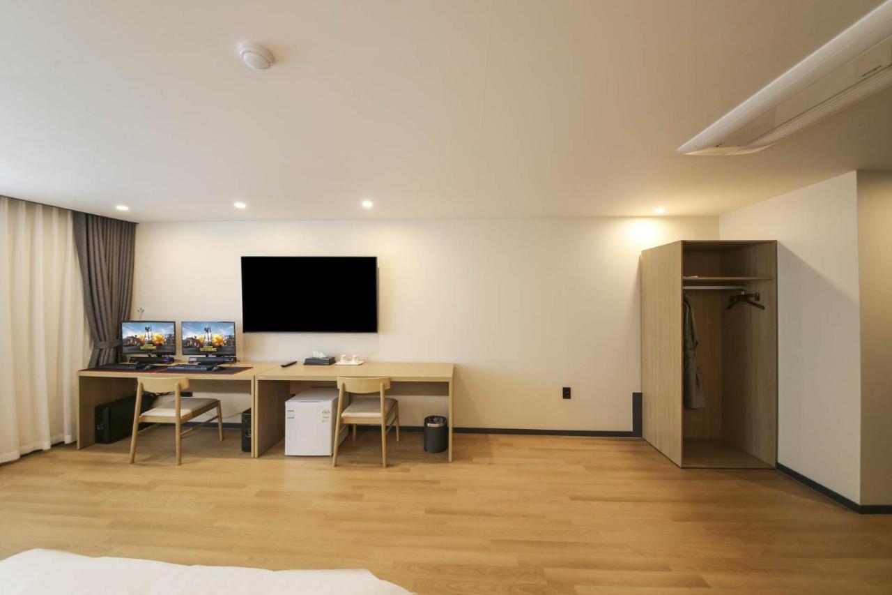 Benikea Hotel Cheonan Exterior photo